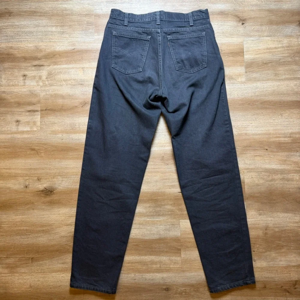 Vintage Levi's 550 Jeans Men 32x33 Gray Relaxed Fit Made in USA Denim Skater 90s